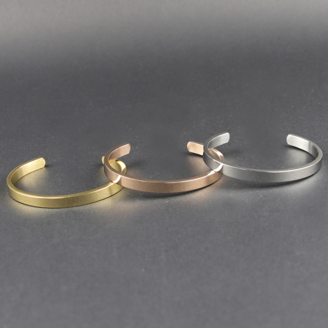 Top Fashion Premium Quality Plan Golden Stainless steel Cuff Braclet/Bangale/Kara For Boys And Girls
